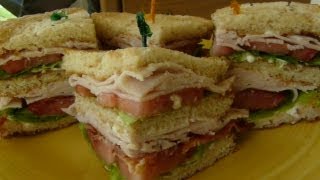 CLASSIC CLUB SANDWICH  How to make a CLUBHOUSE SANDWICH [upl. by Edorej]