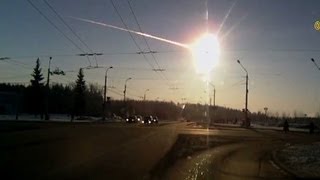 Videos capture exploding meteor in sky [upl. by Kendell]